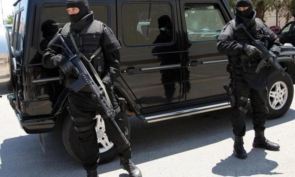 Σε «κόκκινο» συναγερμό η Ελλάδα για ενδεχόμενα χτυπήματα ακραίων ισλαμιστών σε Γαλλικούς «στόχους»